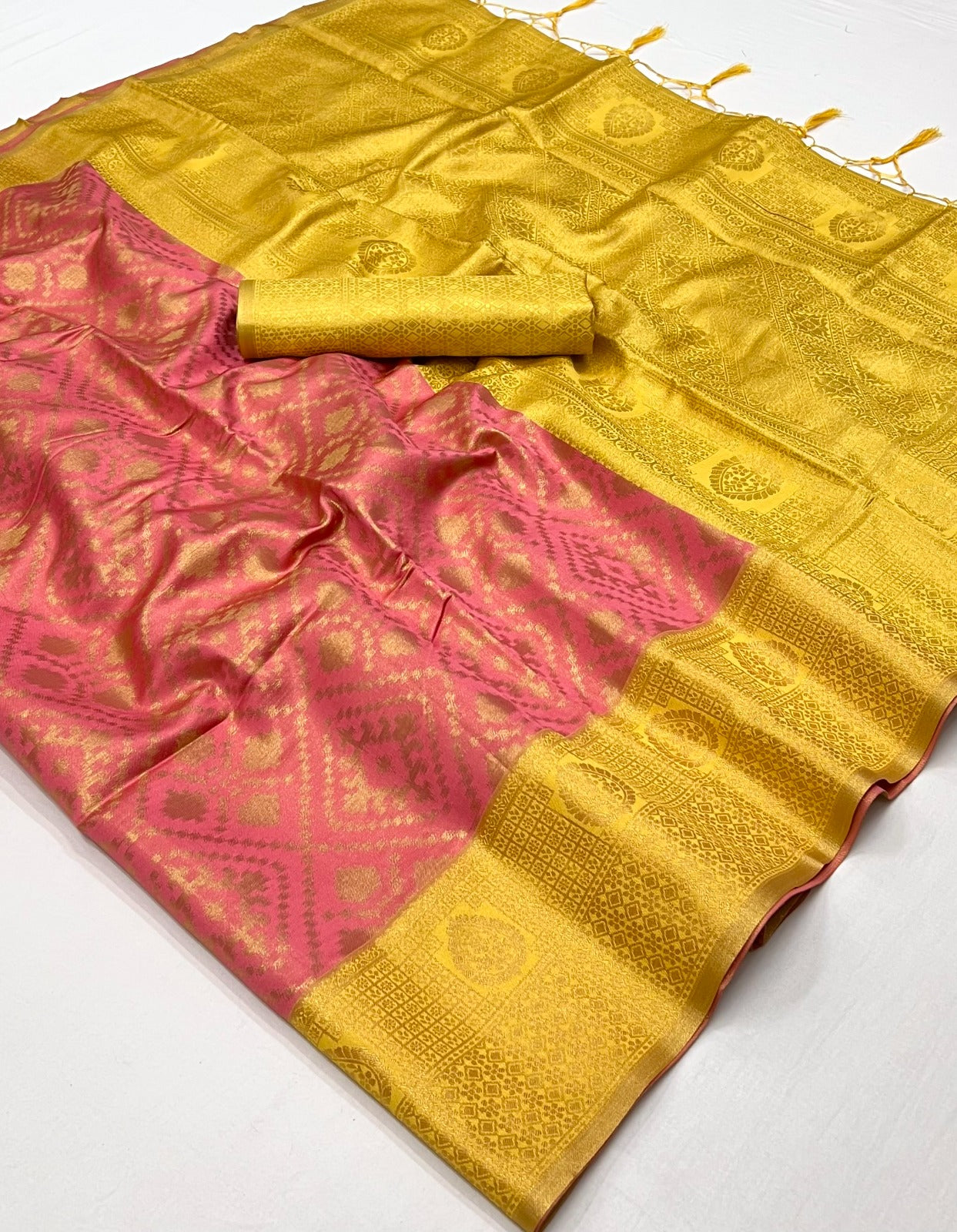 Peach & Yellow Zari Base Chaap Handloom Weaving Silk