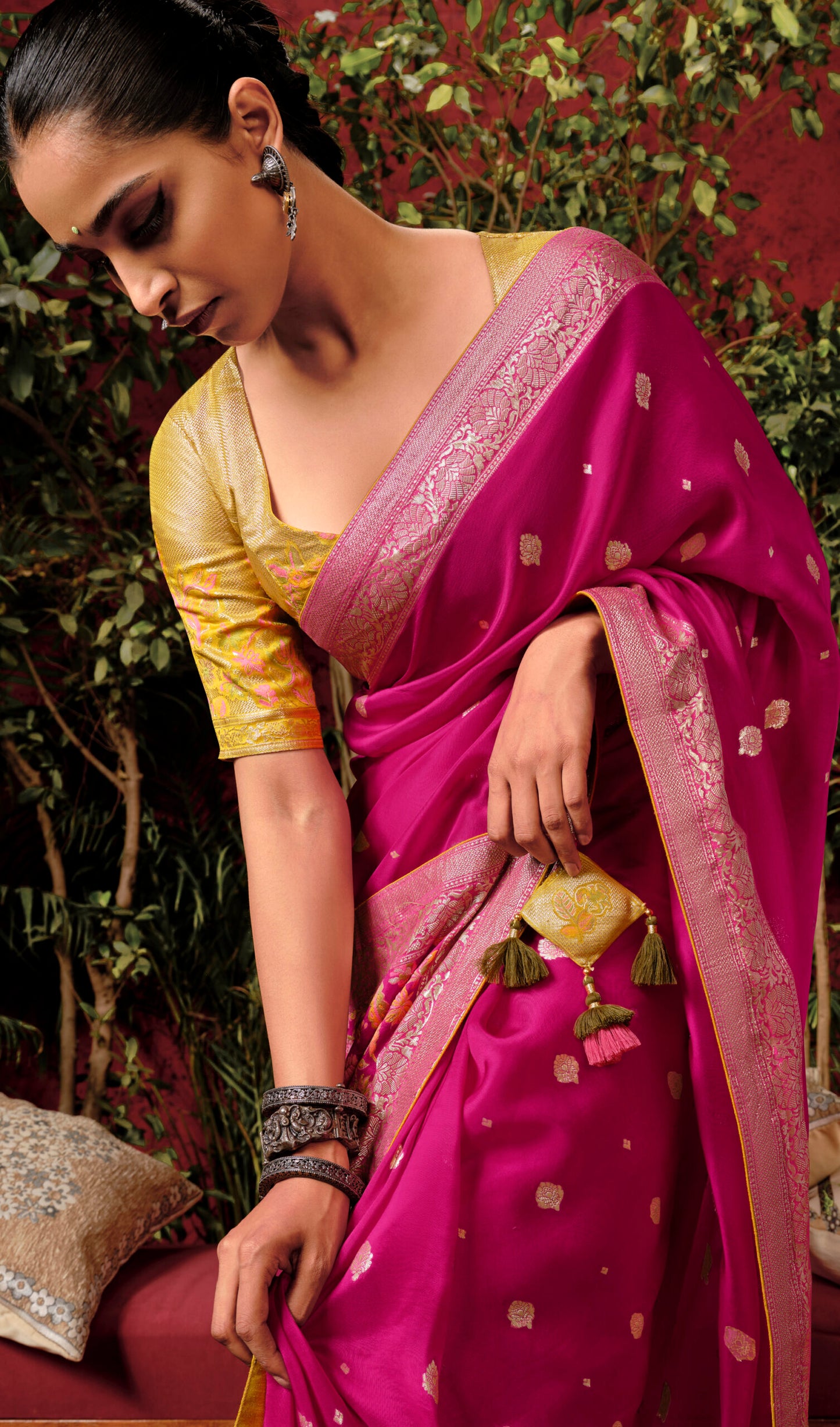 Pink Pure Viscose Dola Silk Saree