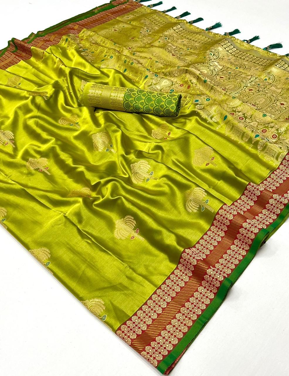 Mehndi Green Pure Satin Chaap Handloom Weaving Silk
