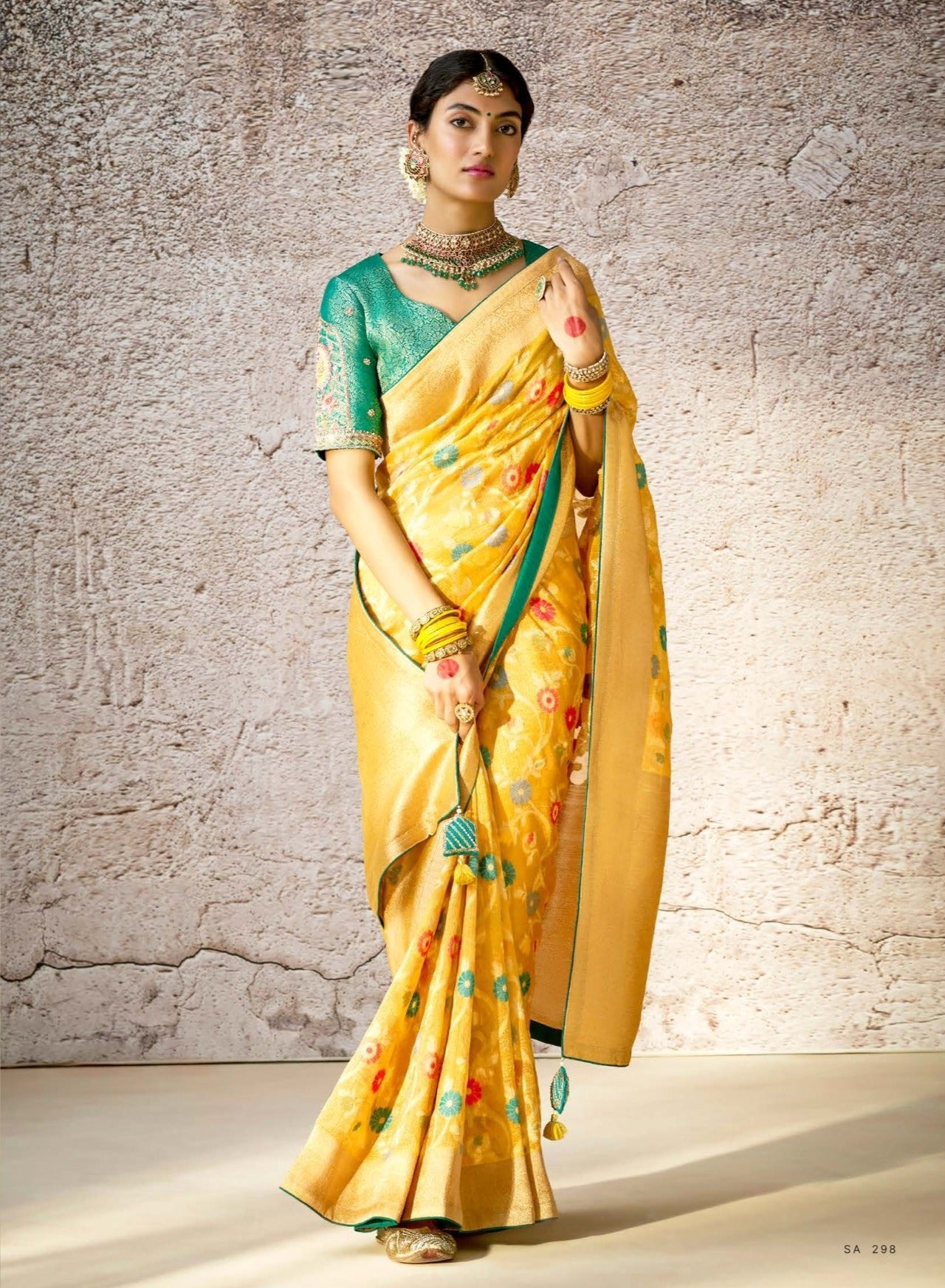 Bridal Yellow Kora Banarasi Saree With Delicate Floral Patterns