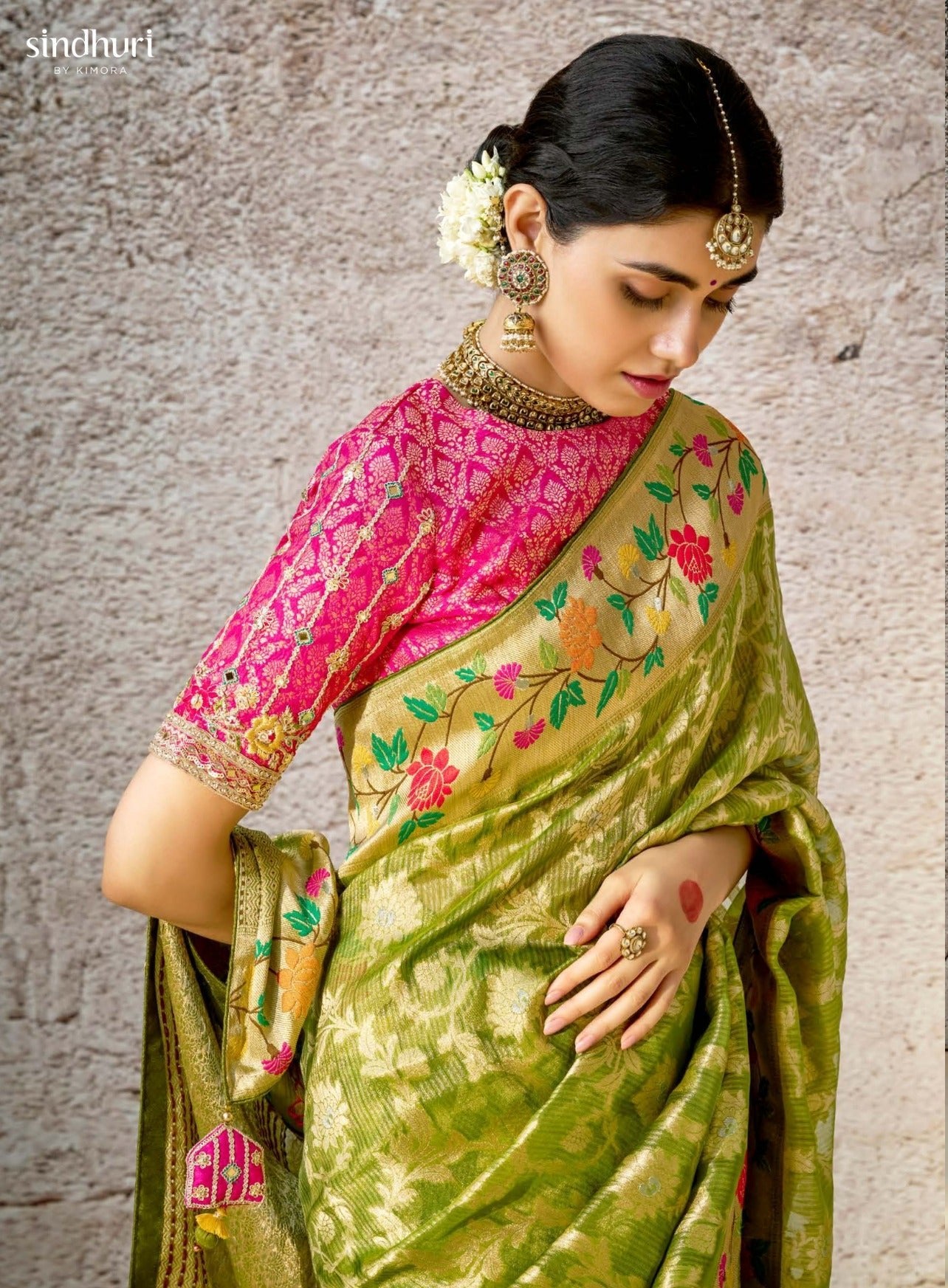 Green Kora Banarasi Saree With Delicate Floral Patterns