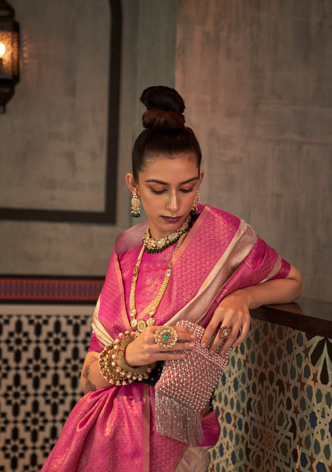 Beige & Pink Zari Base Chaap Handloom Weaving Silk