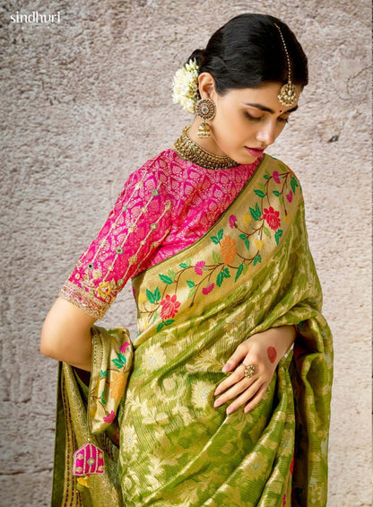 Green Kora Banarasi Saree With Delicate Floral Patterns